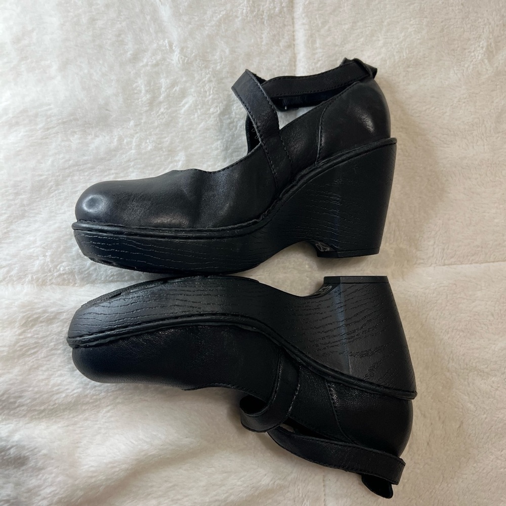 Born Black Wedge Heels Leather Cross Ankle Strap Ladies Shoes 7.5 - Picture 9 of 10